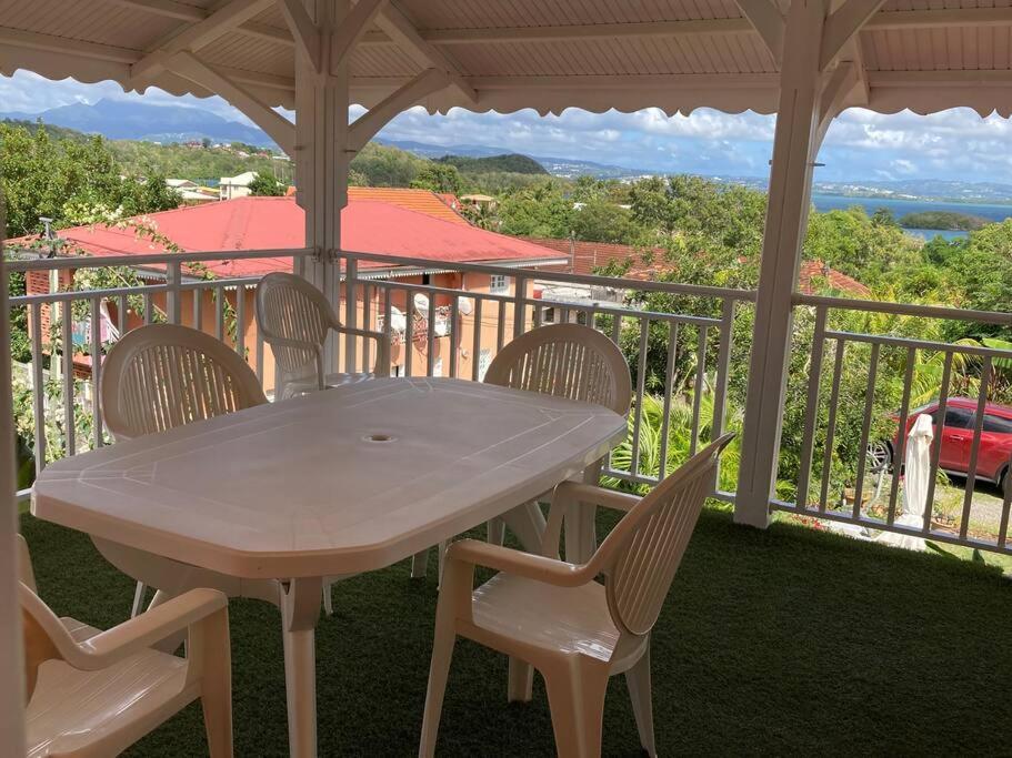 Location Saisonniere Bel Appartement Les Trois-Ilets Buitenkant foto